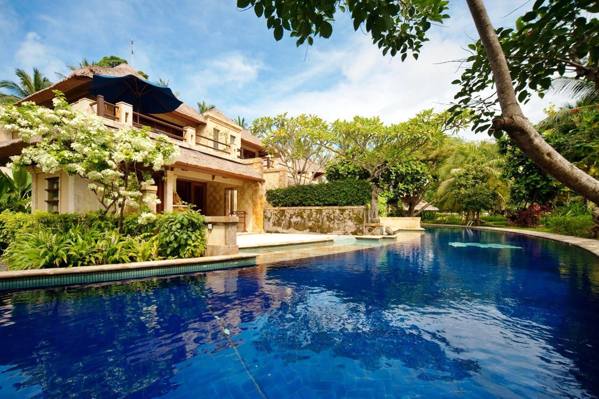 Pool Villa Merumatta Senggigi Exteriör bild